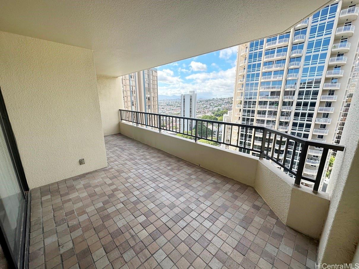 55 S Judd St Honolulu - Rental - photo 18 of 25