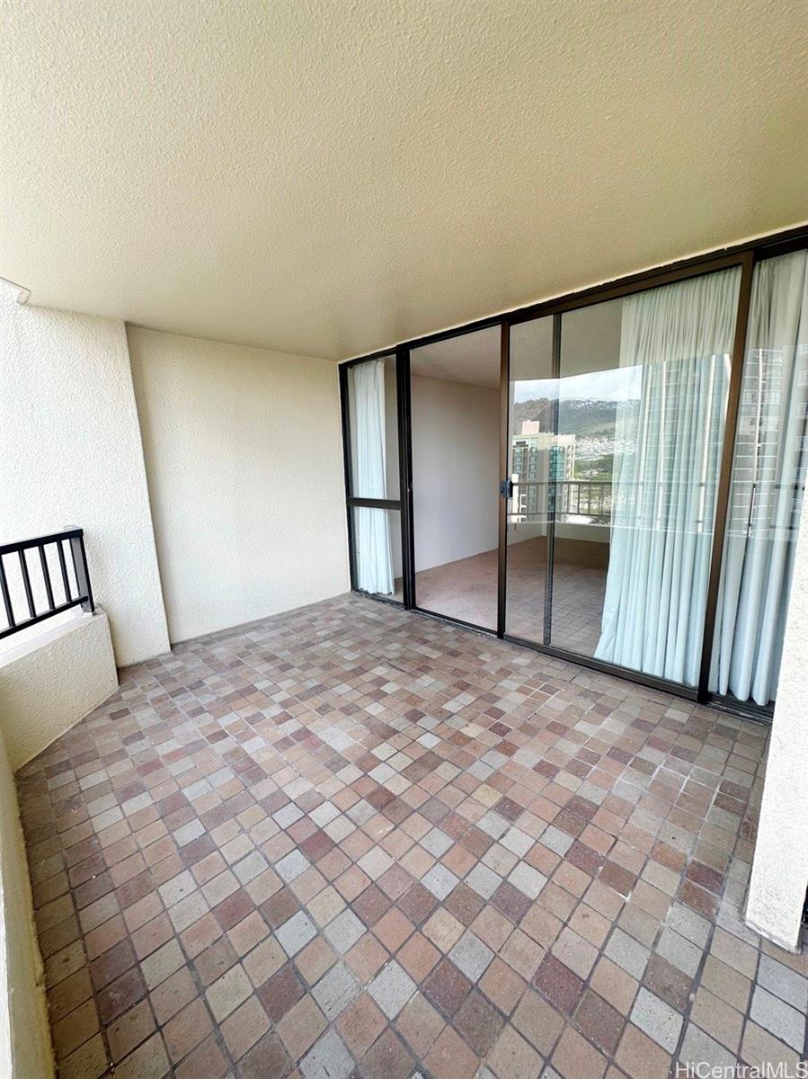 55 S Judd St Honolulu - Rental - photo 20 of 25