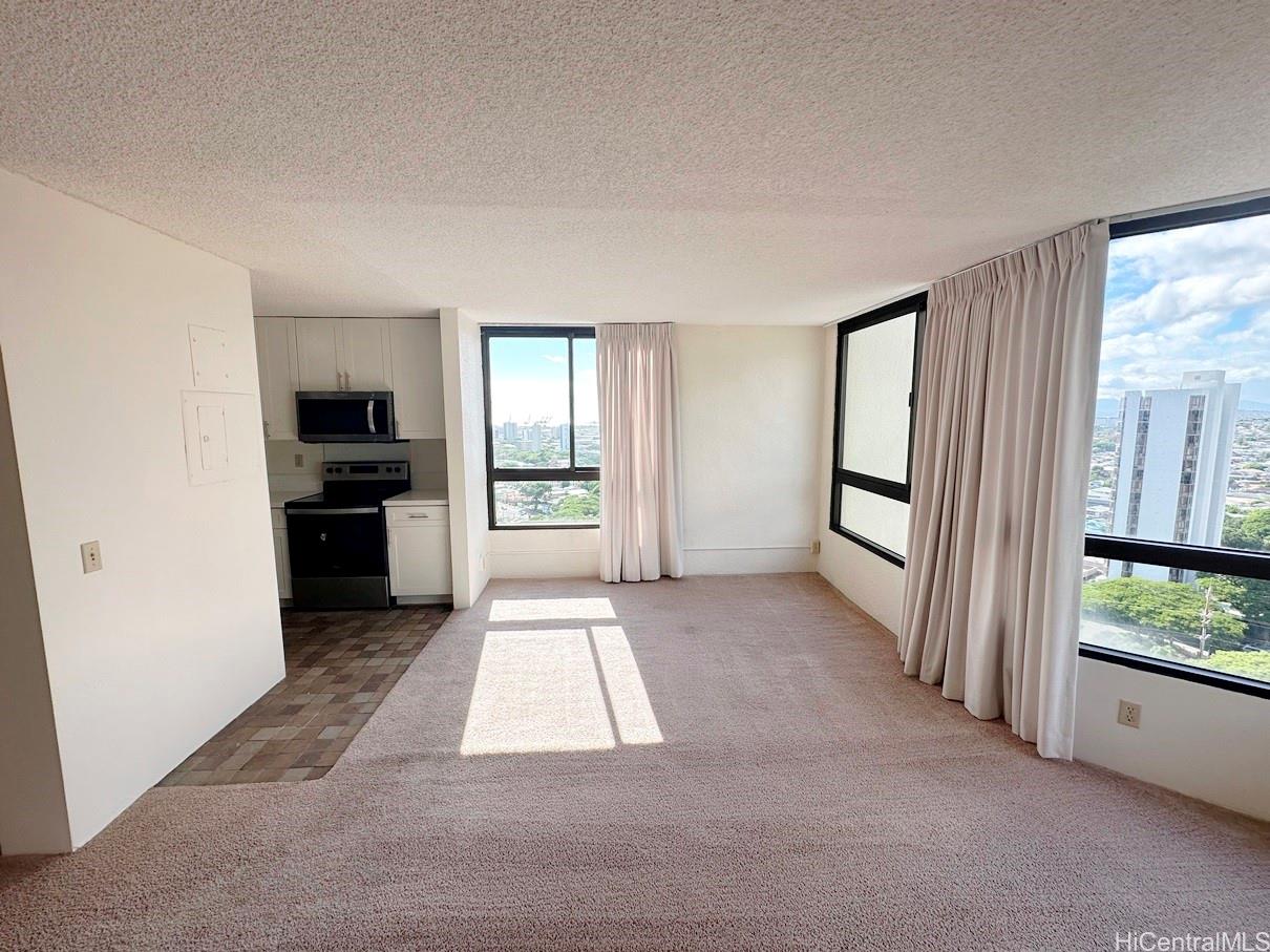 55 S Judd St Honolulu - Rental - photo 4 of 25