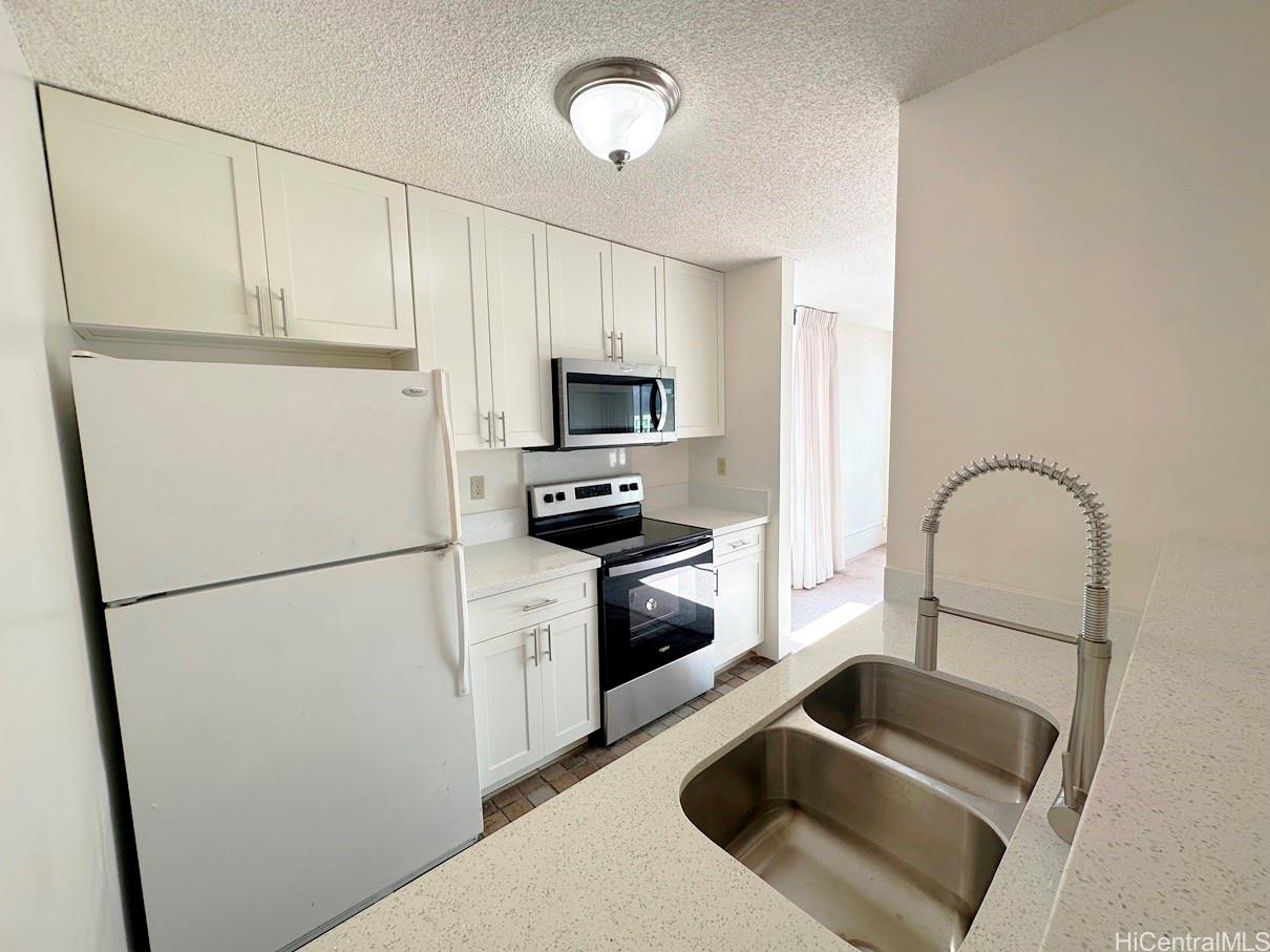 55 S Judd St Honolulu - Rental - photo 7 of 25