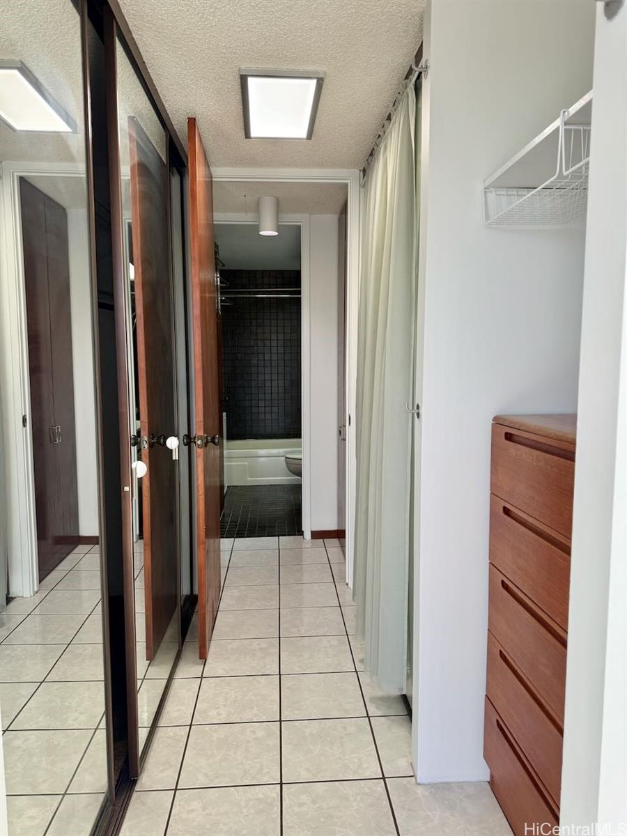 55 S Judd St Honolulu - Rental - photo 9 of 22