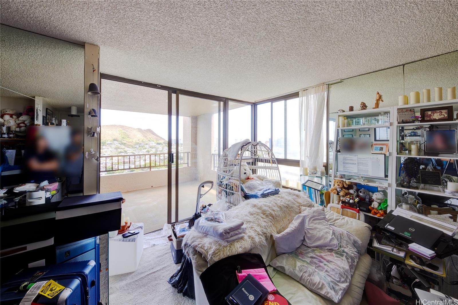 Nuuanu Brookside condo # 2206, Honolulu, Hawaii - photo 5 of 15