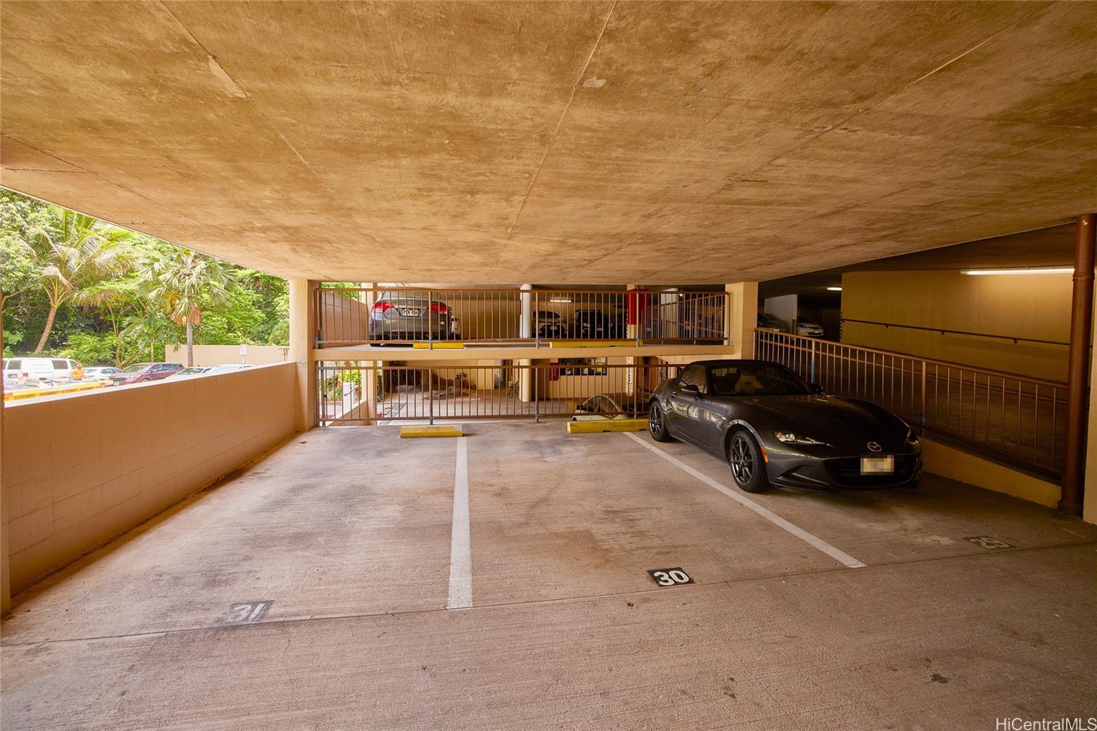 Nuuanu Brookside condo # 2206, Honolulu, Hawaii - photo 10 of 15