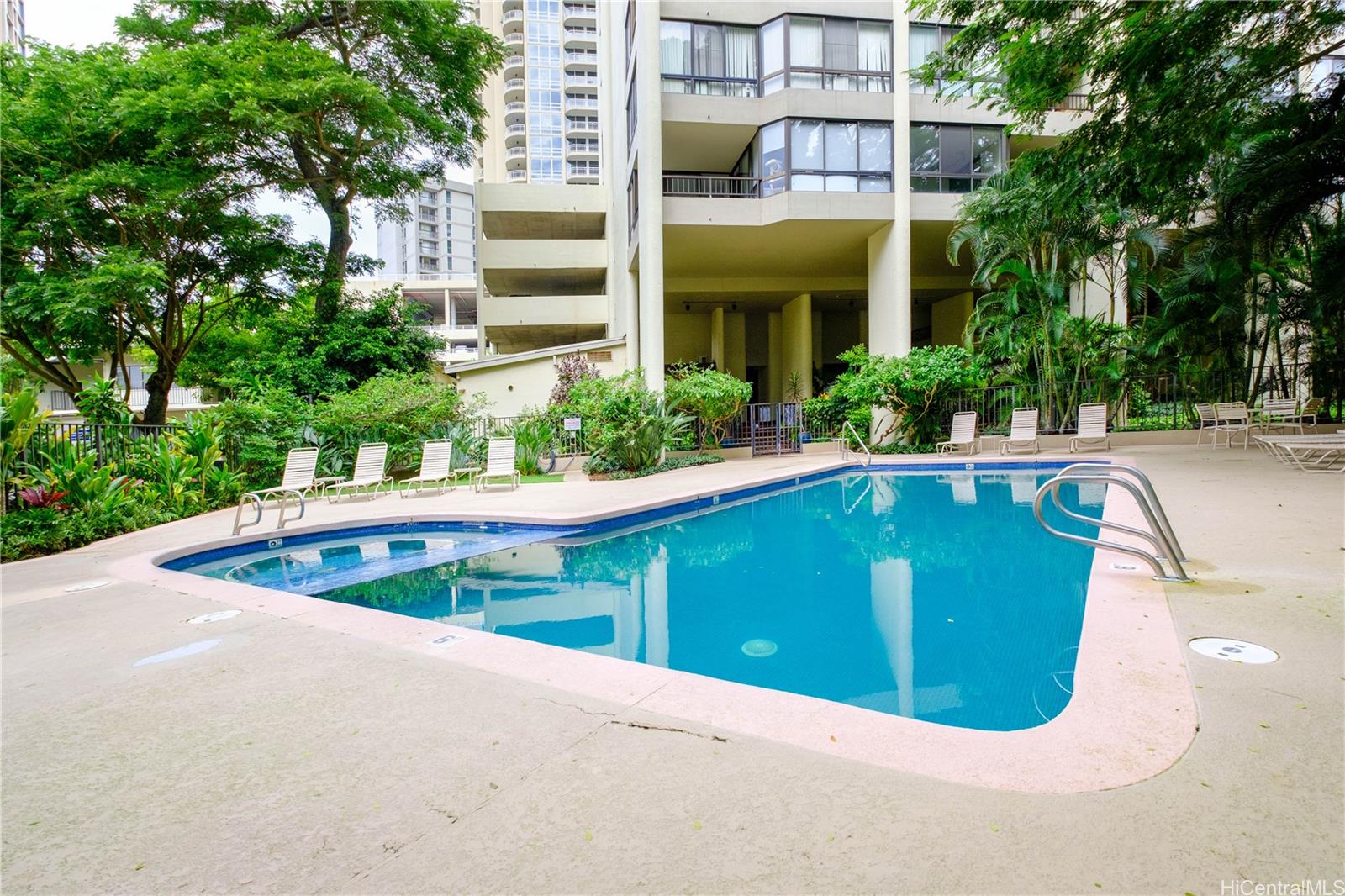 Nuuanu Brookside condo # 608, Honolulu, Hawaii - photo 3 of 25