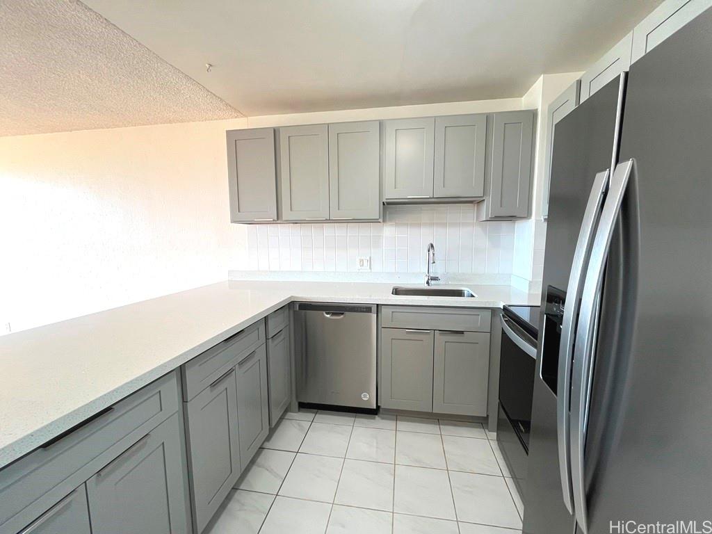 55 S Kukui St Honolulu - Rental - photo 2 of 24