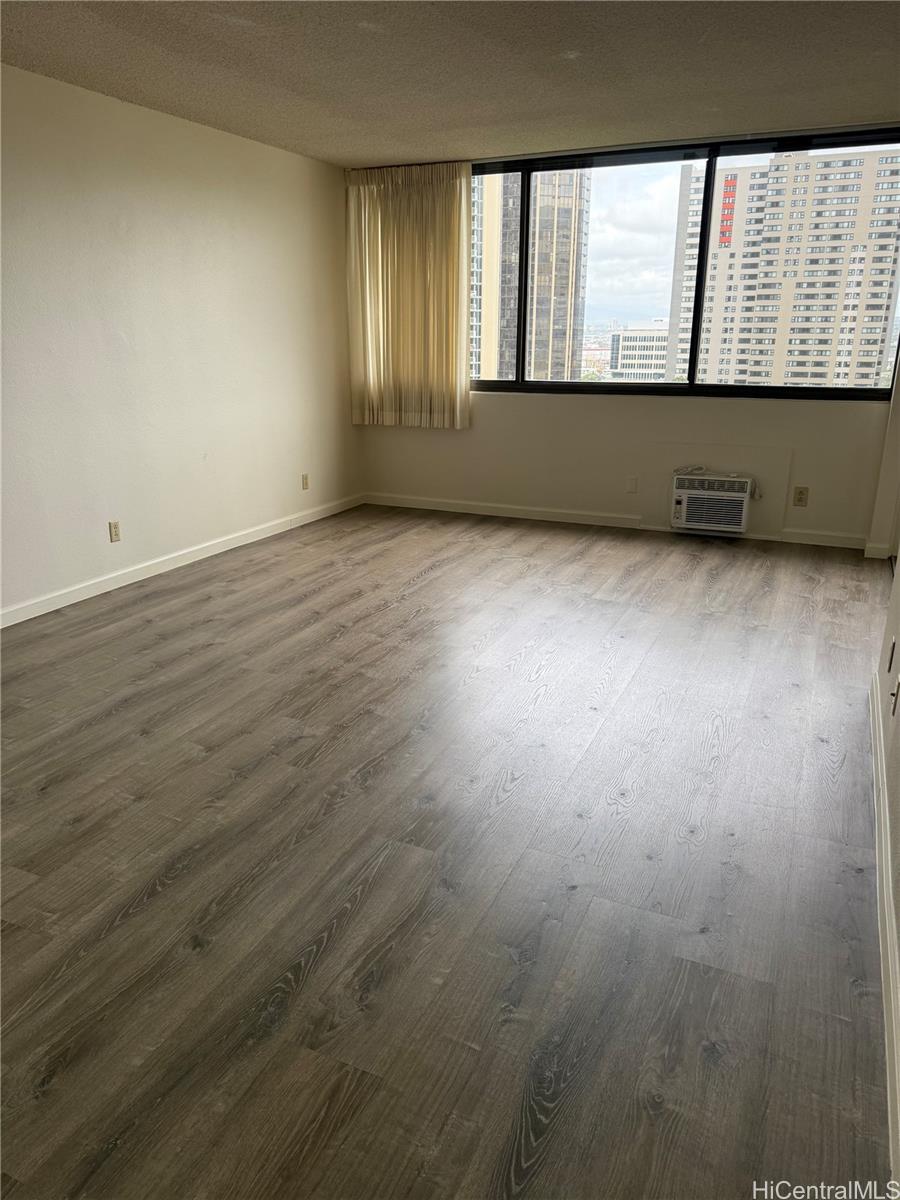 55 S Kukui St Honolulu - Rental - photo 5 of 9