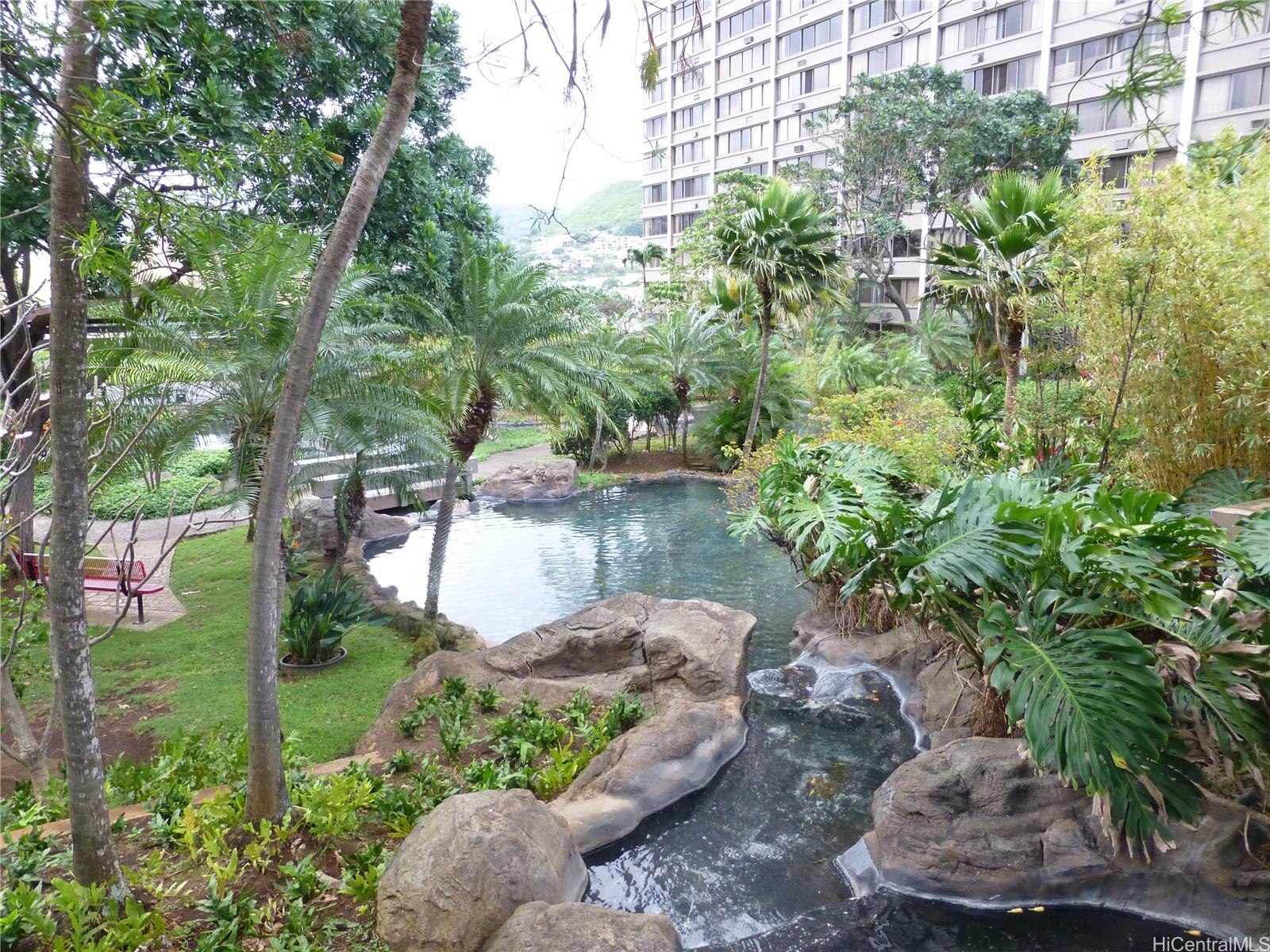 Kukui Plaza condo # D1706, Honolulu, Hawaii - photo 10 of 13