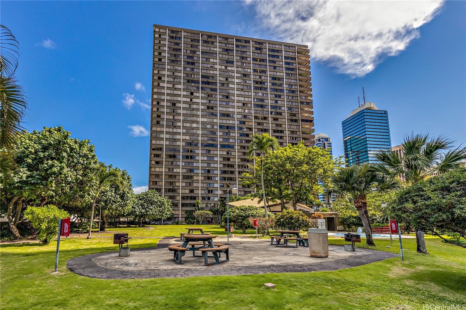 Kukui Plaza condo # D2410, Honolulu, Hawaii - photo 11 of 16