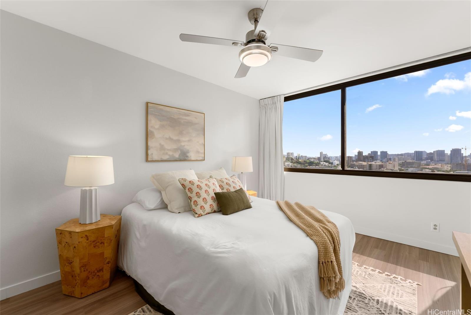 Kukui Plaza condo # D2412, Honolulu, Hawaii - photo 8 of 21