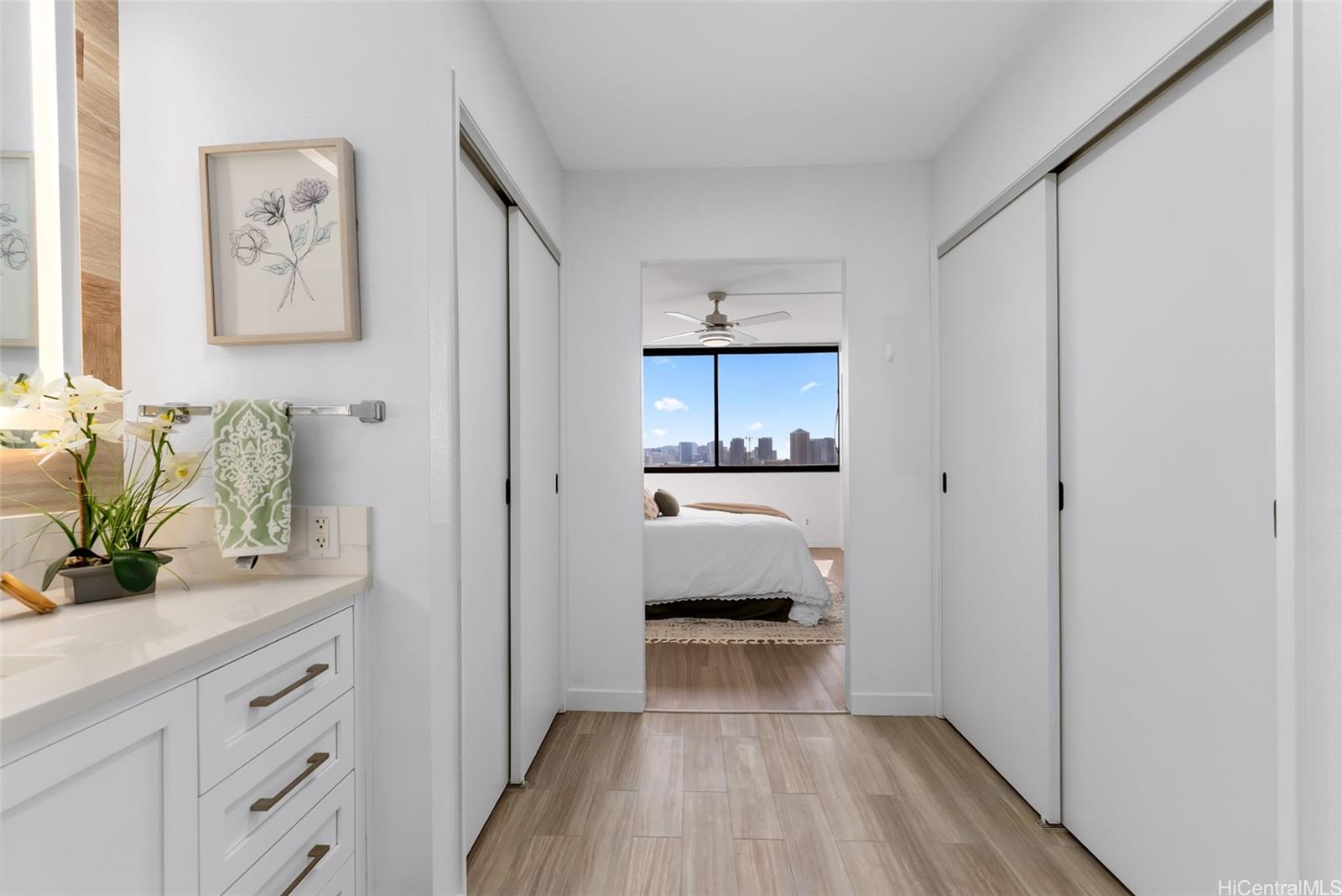 Kukui Plaza condo # D2412, Honolulu, Hawaii - photo 12 of 21