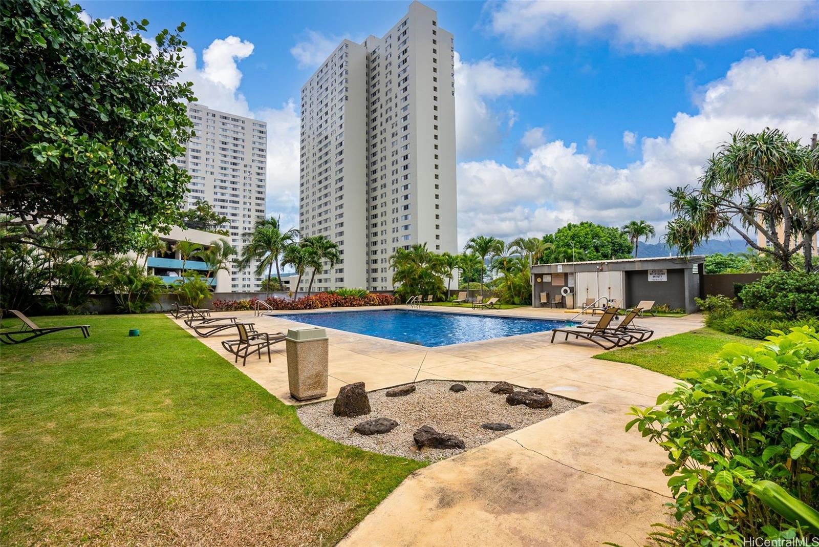 Kukui Plaza condo # D2412, Honolulu, Hawaii - photo 15 of 21