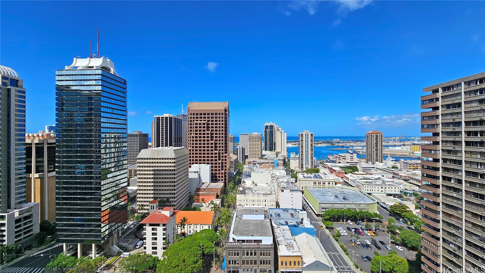 Kukui Plaza condo # D2701, Honolulu, Hawaii - photo 12 of 25