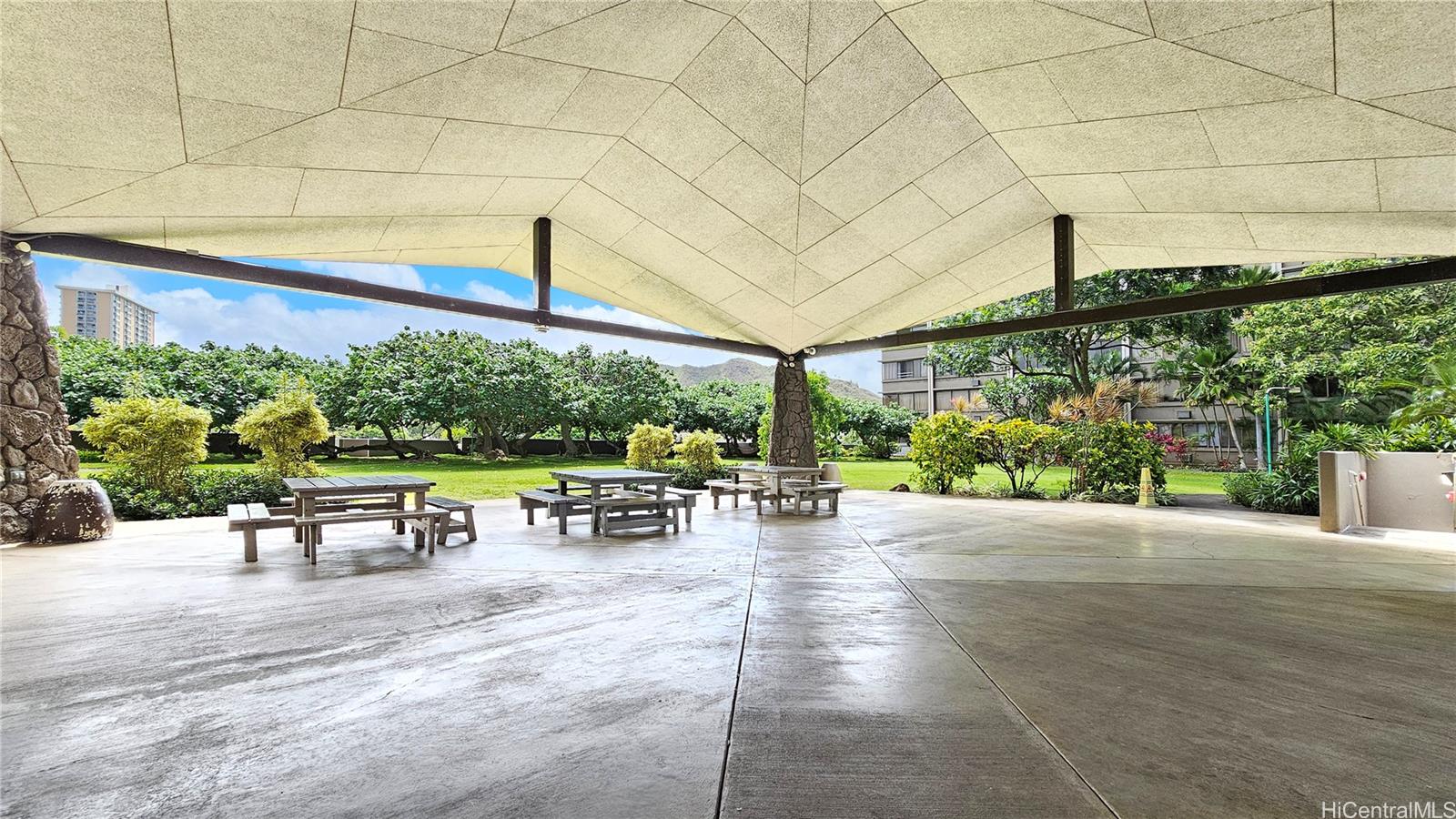 Kukui Plaza condo # D2701, Honolulu, Hawaii - photo 21 of 25