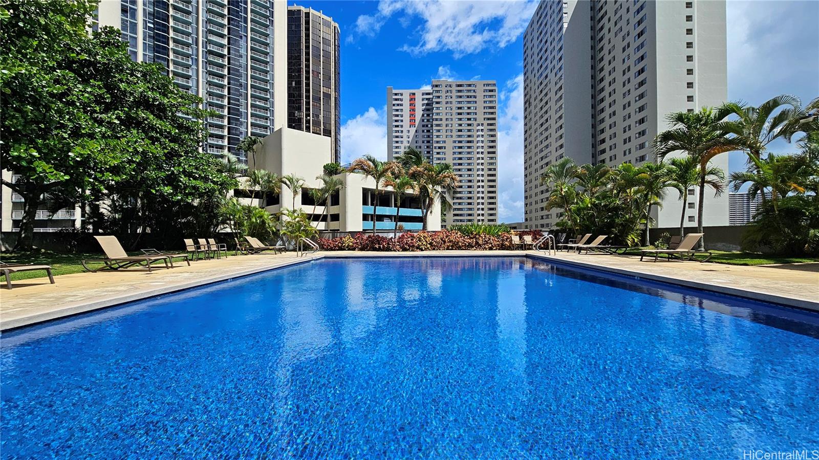 Kukui Plaza condo # D2701, Honolulu, Hawaii - photo 25 of 25
