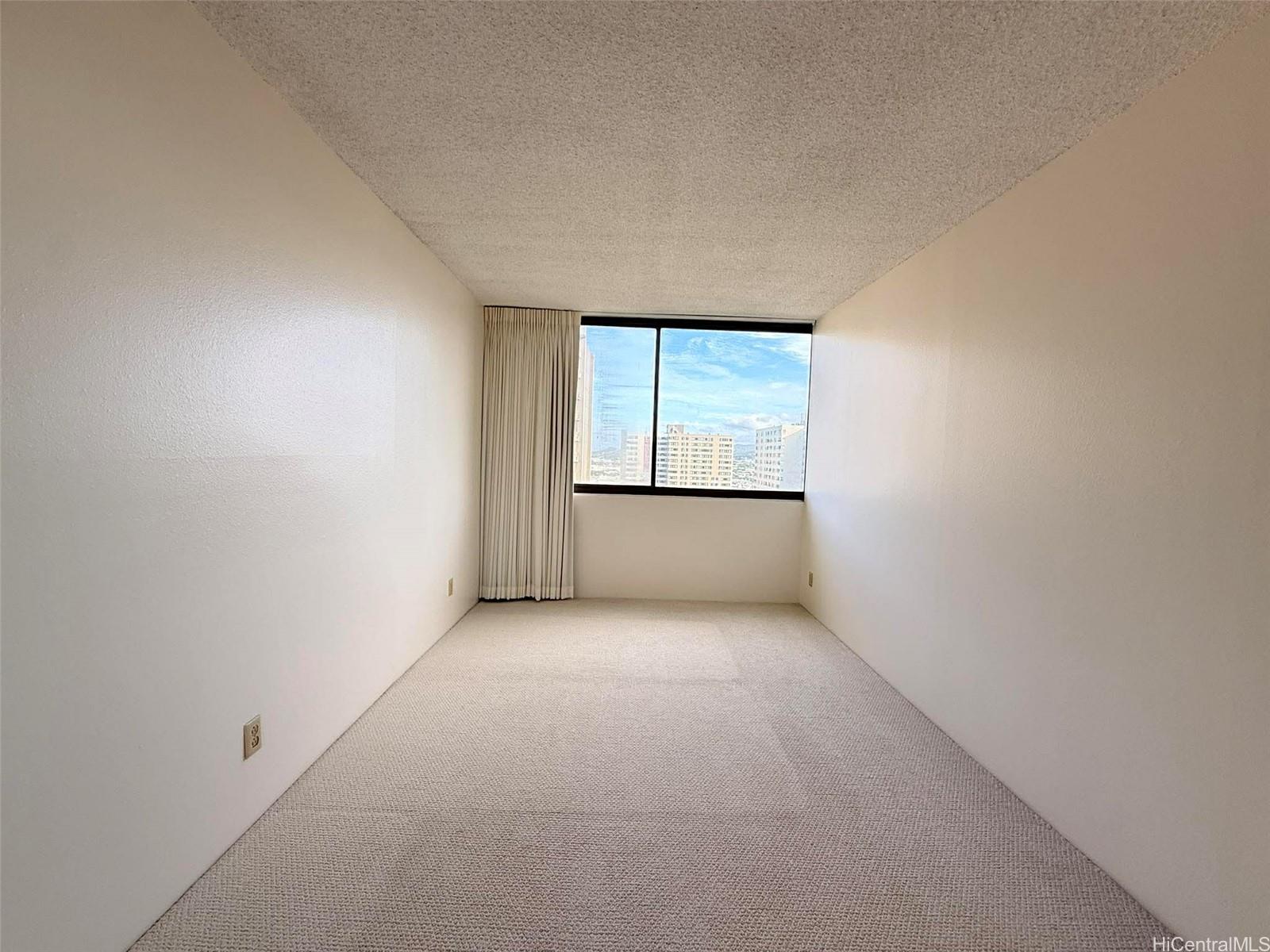 Kukui Plaza condo # D2701, Honolulu, Hawaii - photo 11 of 25
