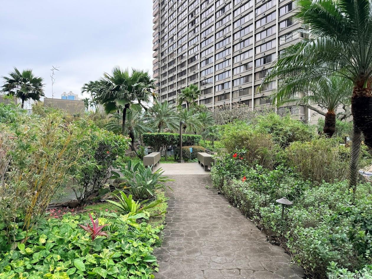 Kukui Plaza condo # D2701, Honolulu, Hawaii - photo 20 of 25