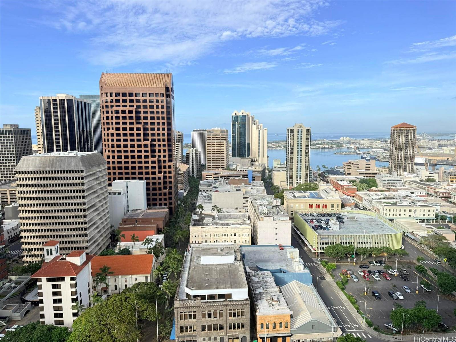 Kukui Plaza condo # D2701, Honolulu, Hawaii - photo 10 of 25