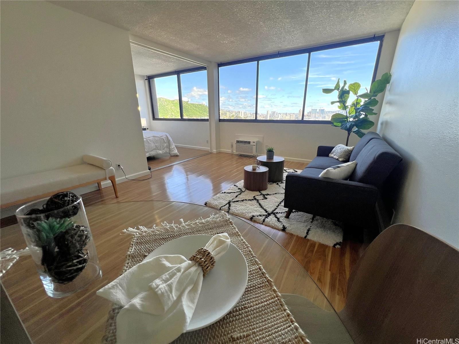 Kukui Plaza condo # D2804, Honolulu, Hawaii - photo 4 of 15