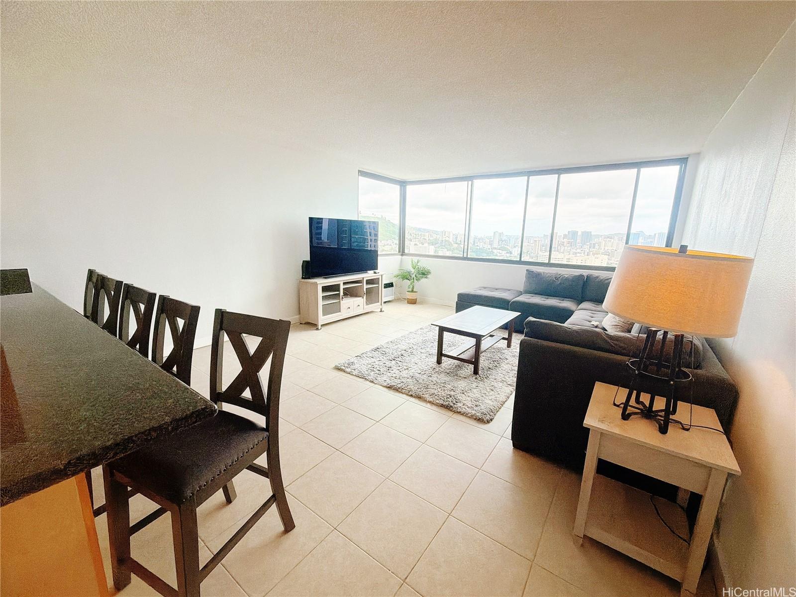 Kukui Plaza condo # D3014, Honolulu, Hawaii - photo 7 of 24