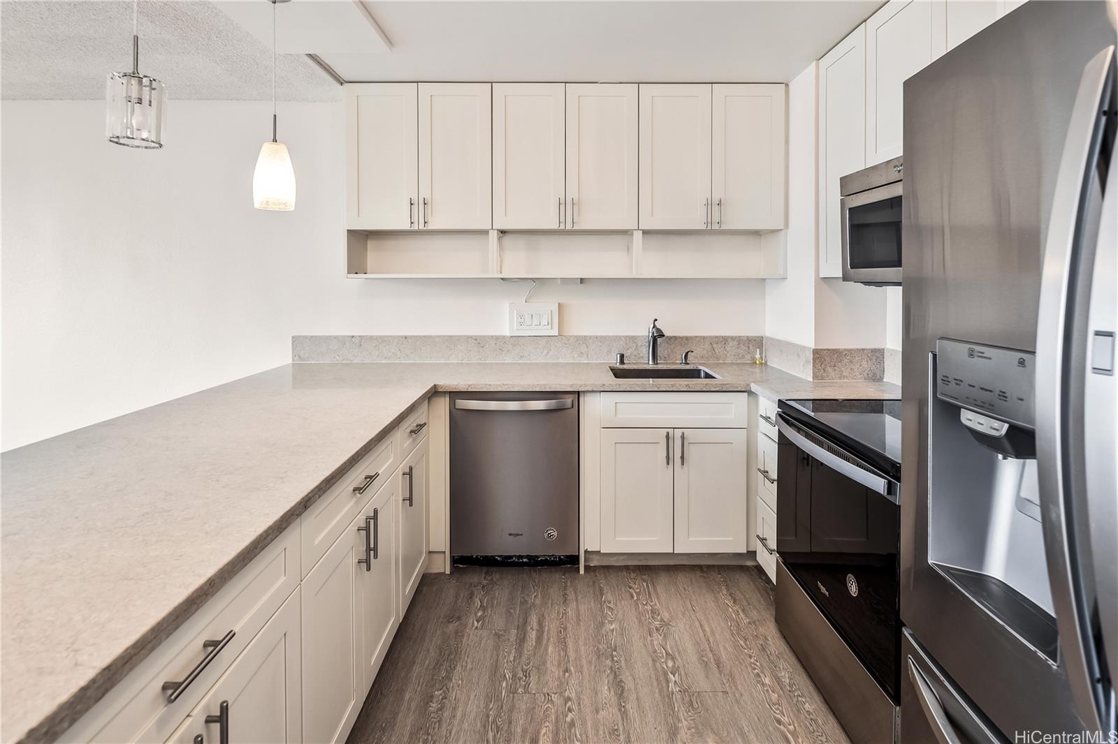 Kukui Plaza condo # D3115, Honolulu, Hawaii - photo 11 of 25