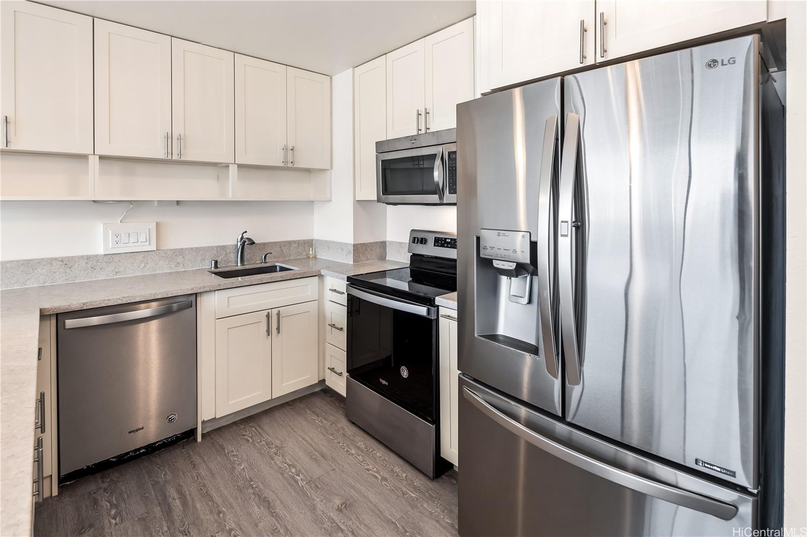 Kukui Plaza condo # D3115, Honolulu, Hawaii - photo 12 of 25