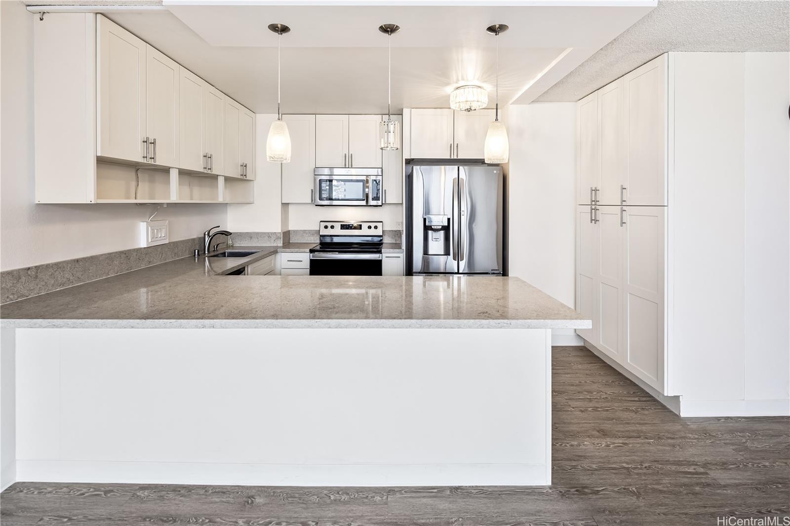 Kukui Plaza condo # D3115, Honolulu, Hawaii - photo 8 of 25