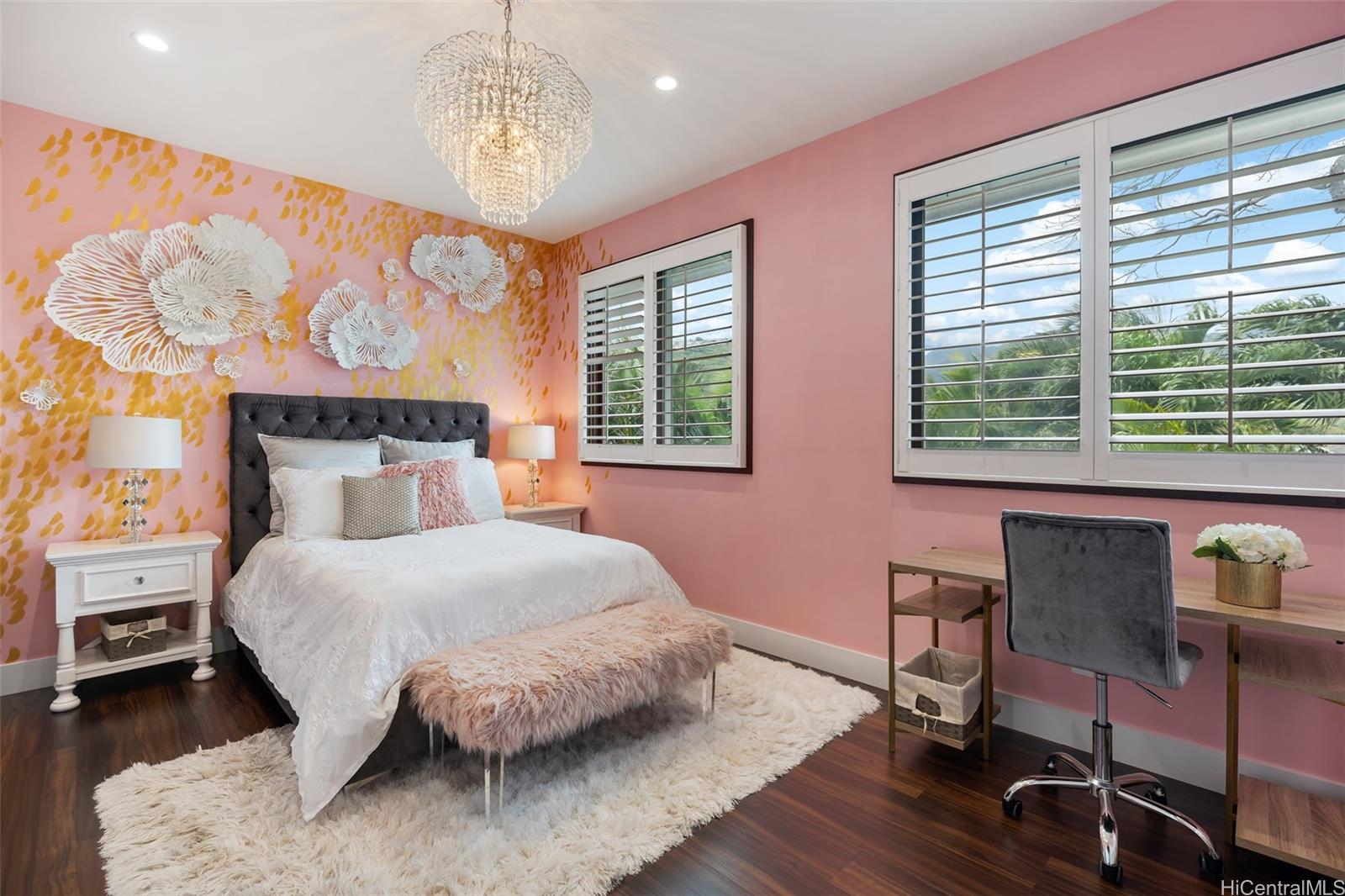 55  Niuiki Circle Niu Beach, Diamond Head home - photo 13 of 23