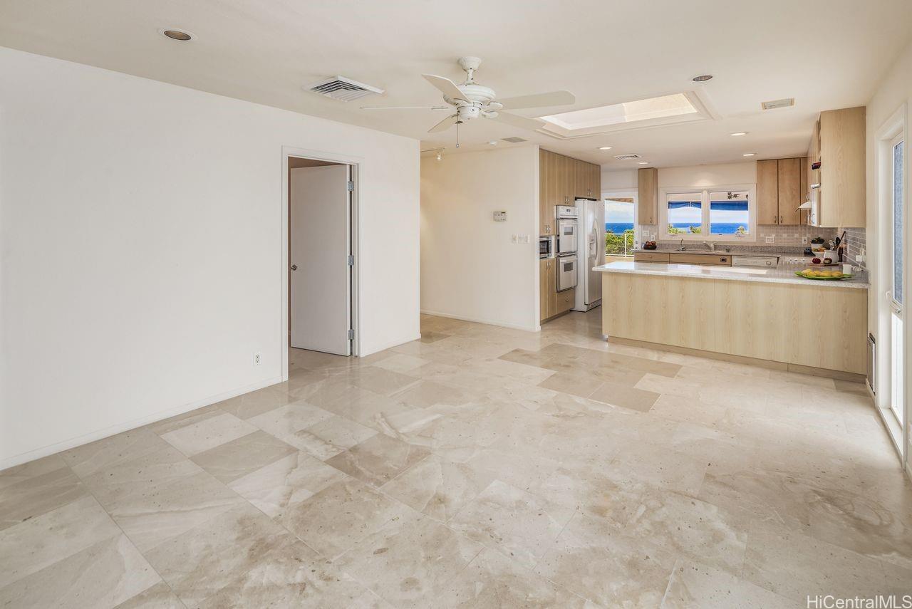 55  Poipu Drive Koko Kai, Hawaii Kai home - photo 12 of 22