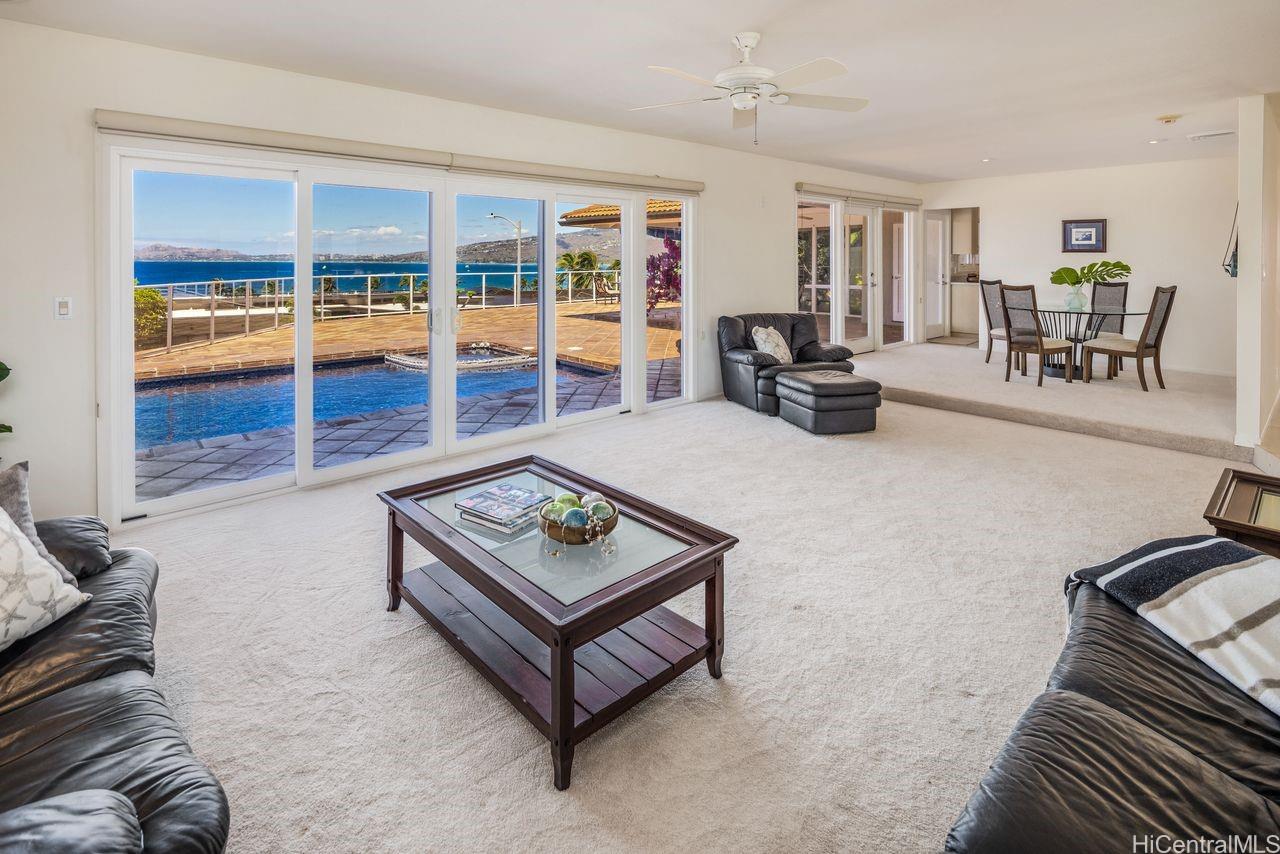 55  Poipu Drive Koko Kai, Hawaii Kai home - photo 7 of 22