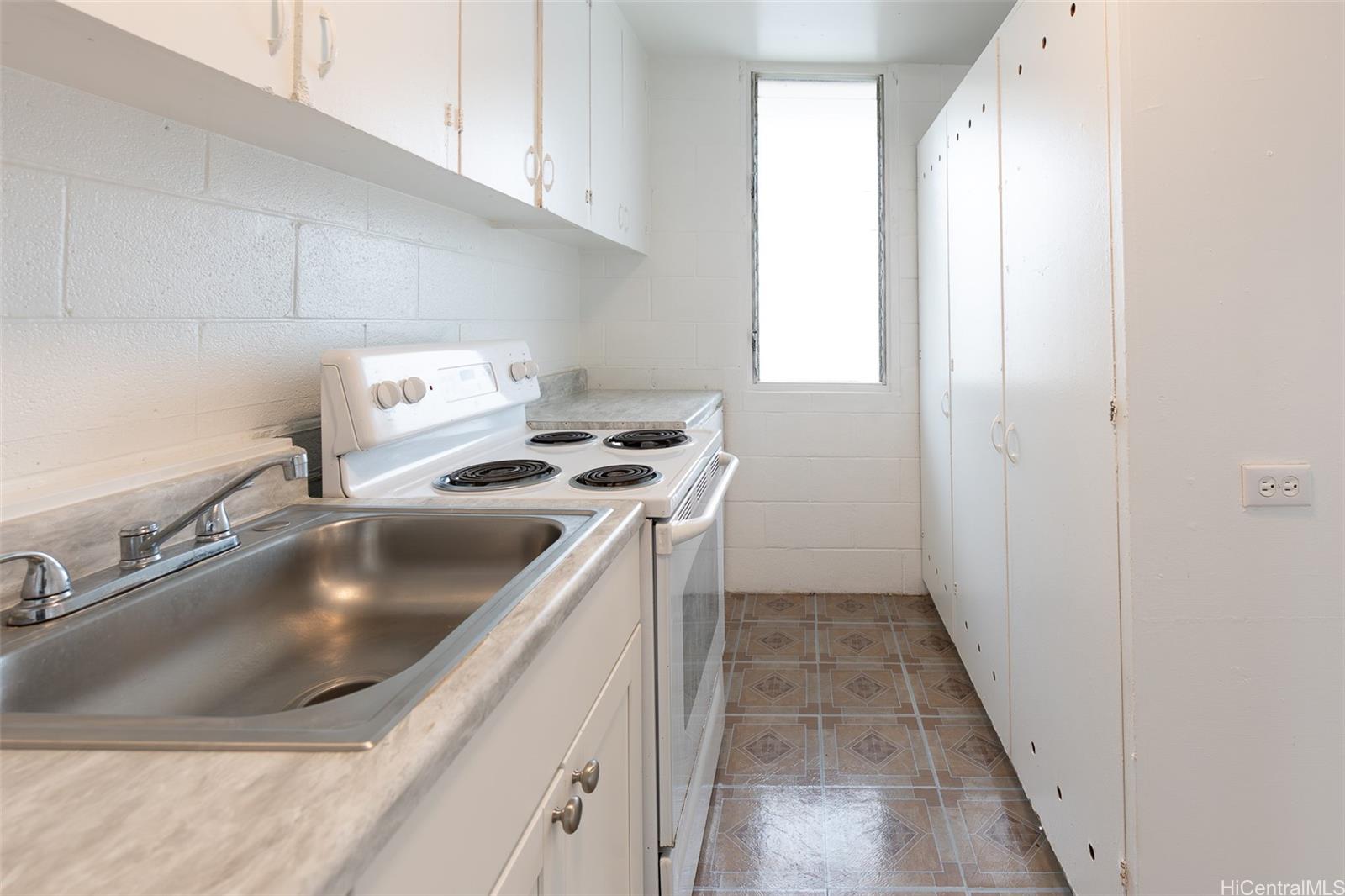 55 Walker Ave Wahiawa - Multi-family - photo 16 of 25