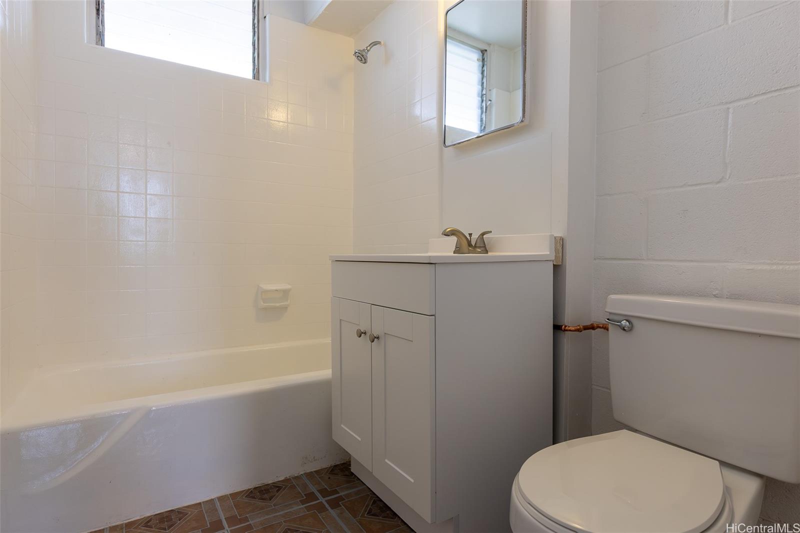 55 Walker Ave Wahiawa - Multi-family - photo 21 of 25