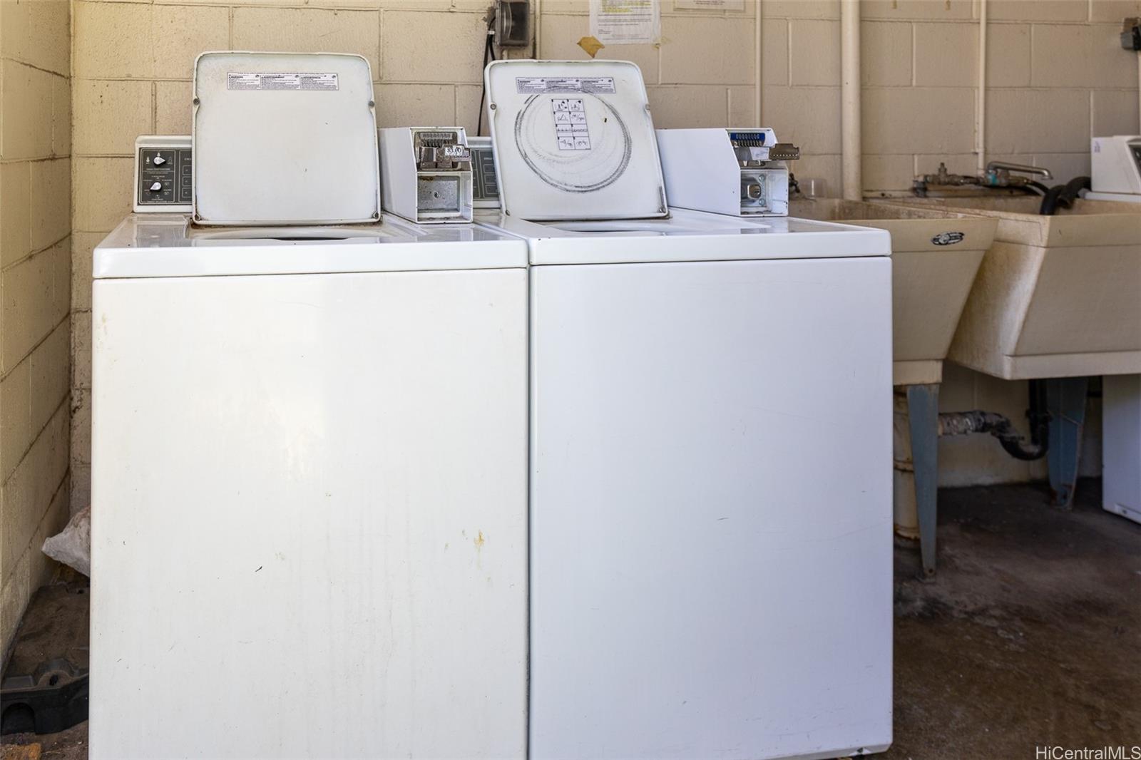 55 Walker Ave Wahiawa - Multi-family - photo 23 of 25