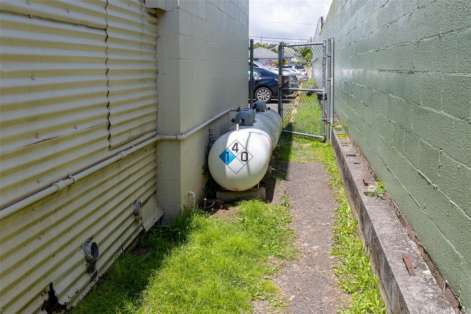 55 Walker Ave Wahiawa - Multi-family - photo 24 of 25
