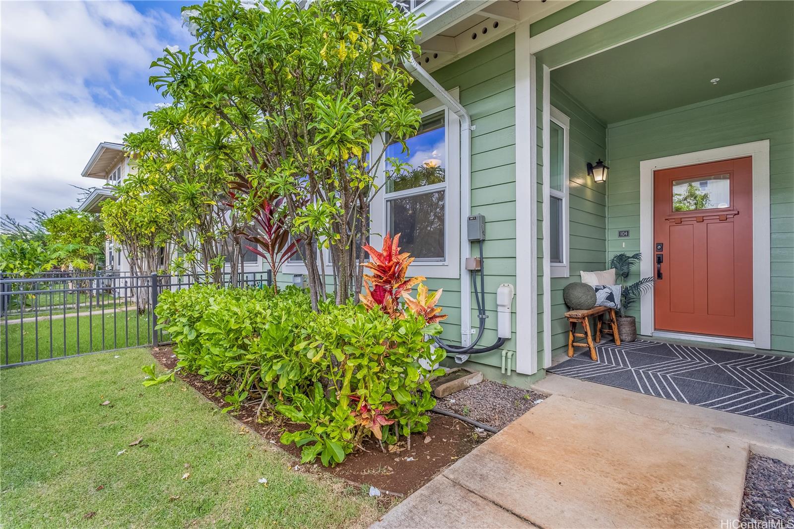 Mehana townhouse # 104, Kapolei, Hawaii - photo 2 of 25