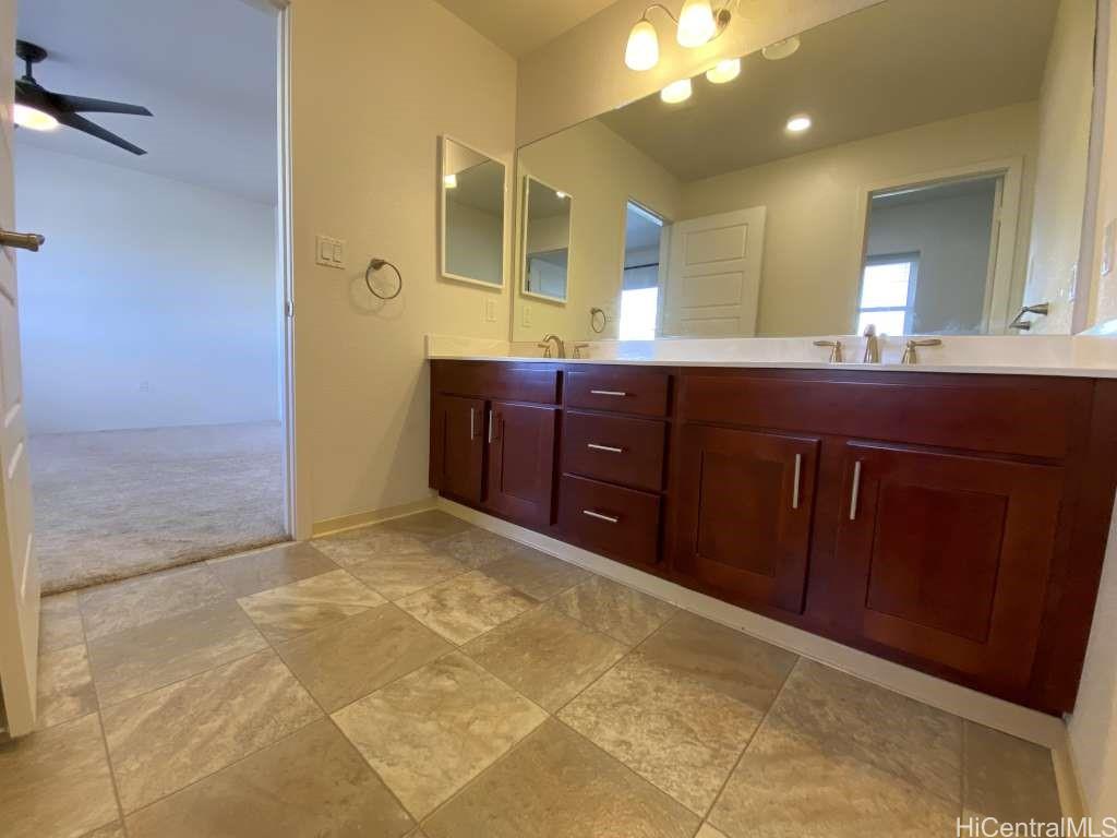 550 Kamaaha Ave Kapolei - Rental - photo 22 of 24