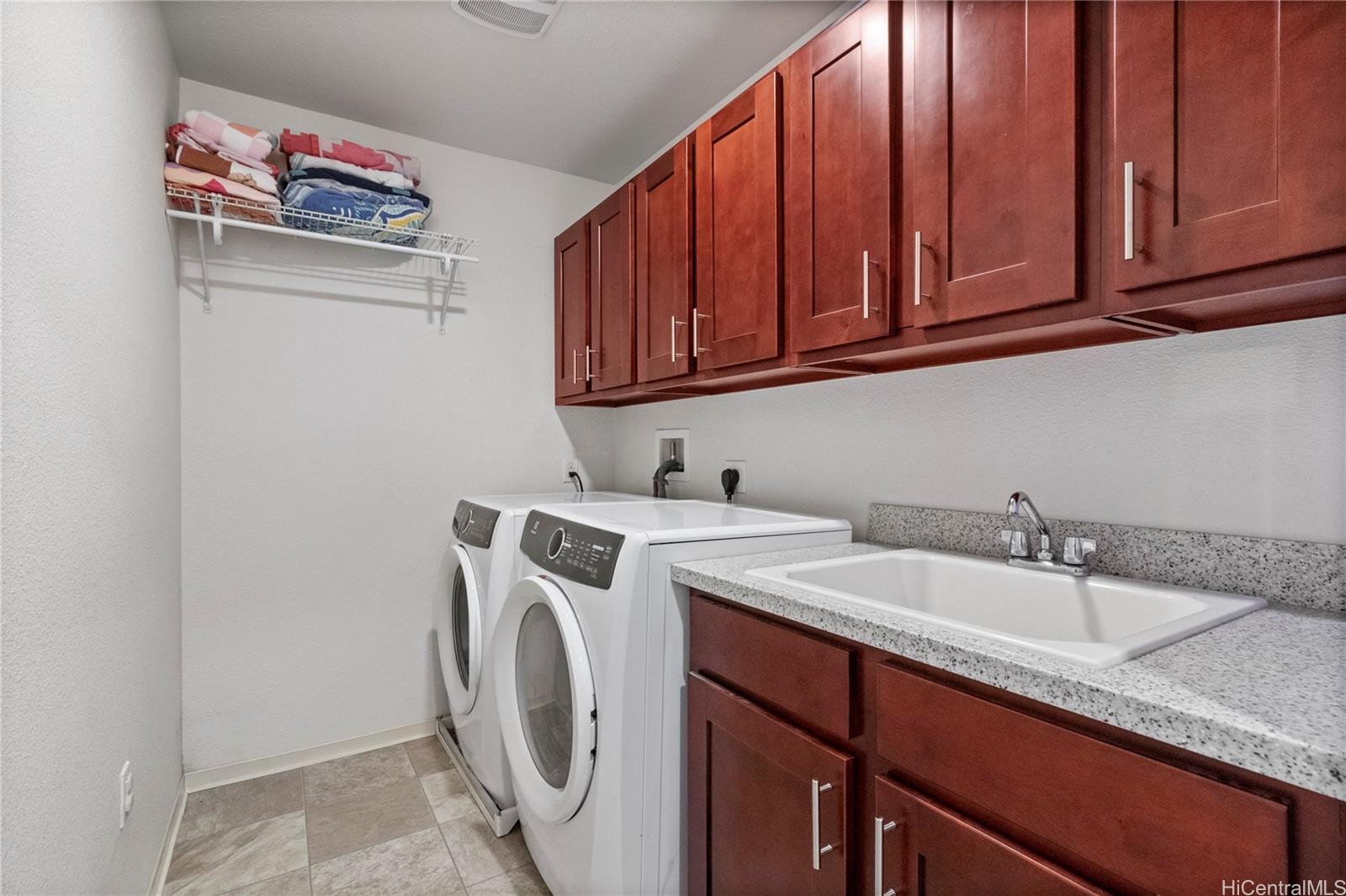 550 Kamaaha Ave townhouse # 703, Kapolei, Hawaii - photo 13 of 17