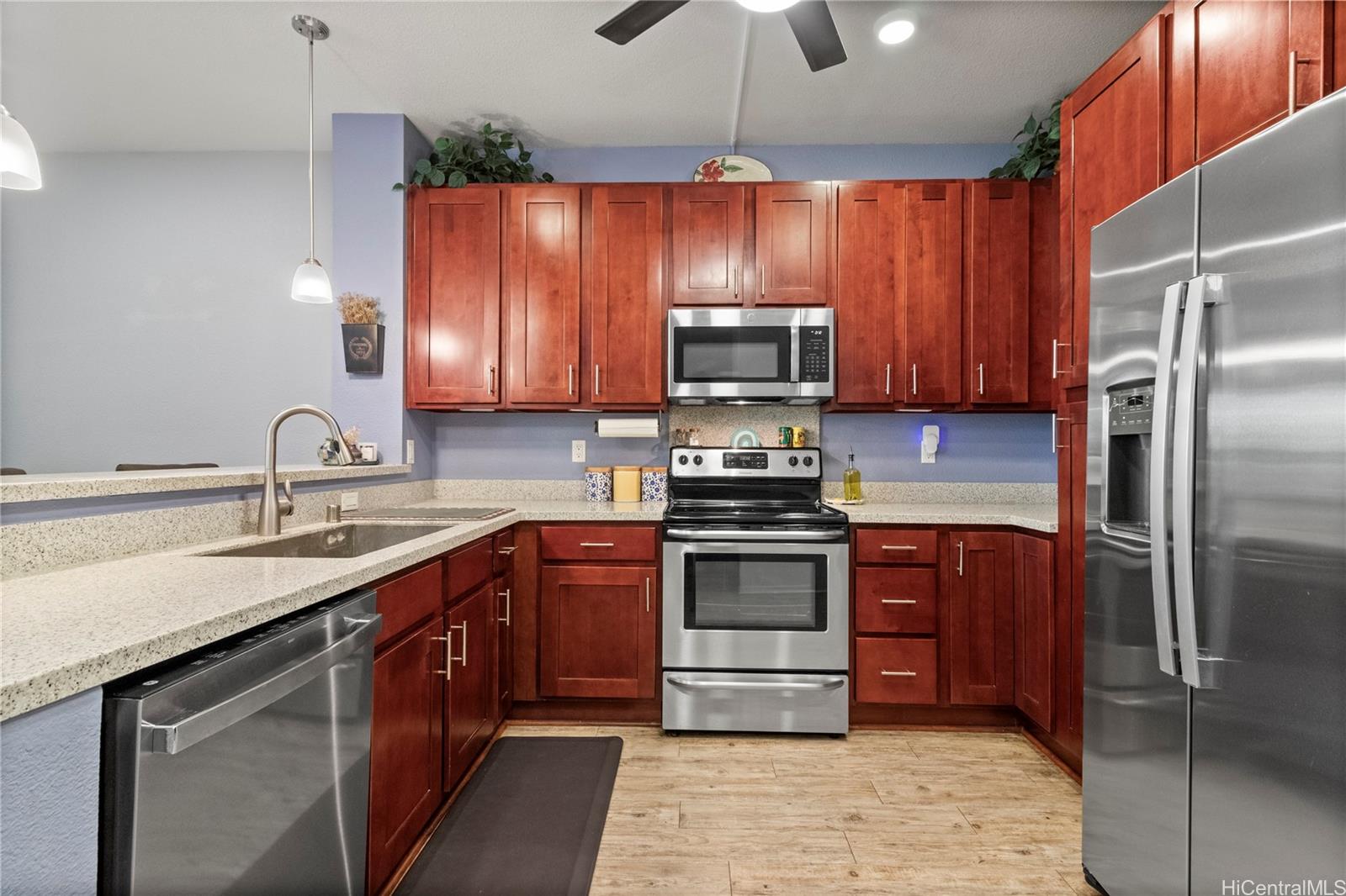 550 Kamaaha Ave townhouse # 703, Kapolei, Hawaii - photo 4 of 17