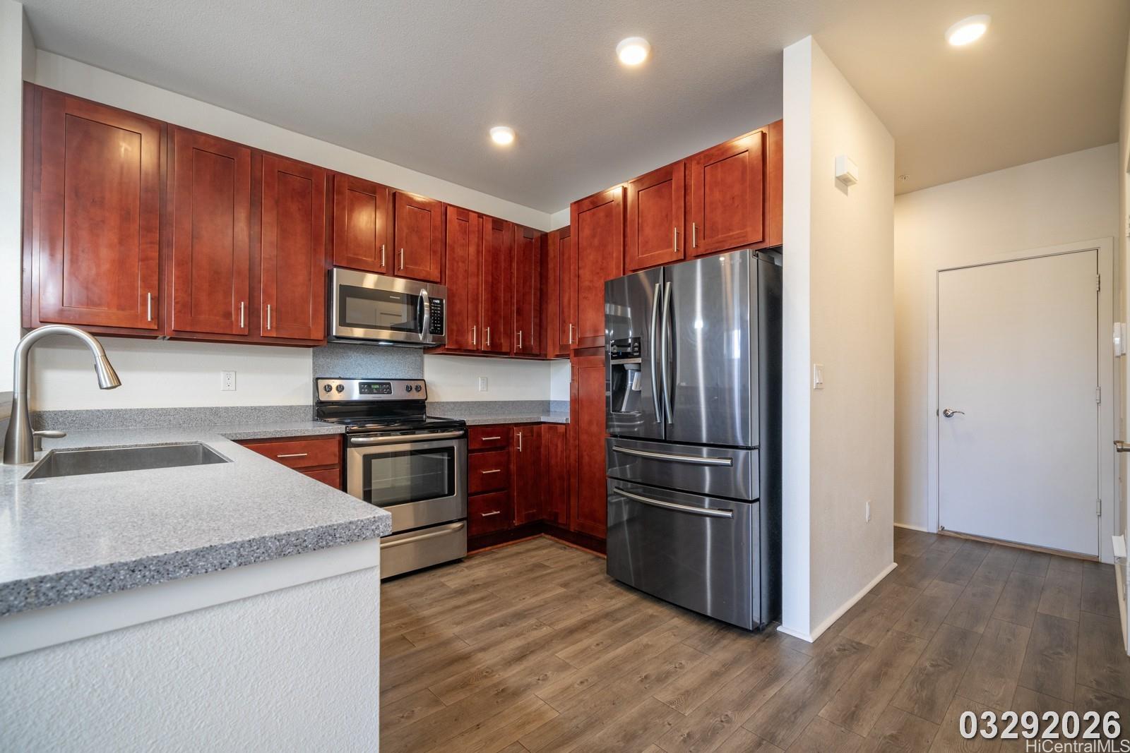 550 Kamaaha Ave Kapolei - Rental - photo 9 of 25