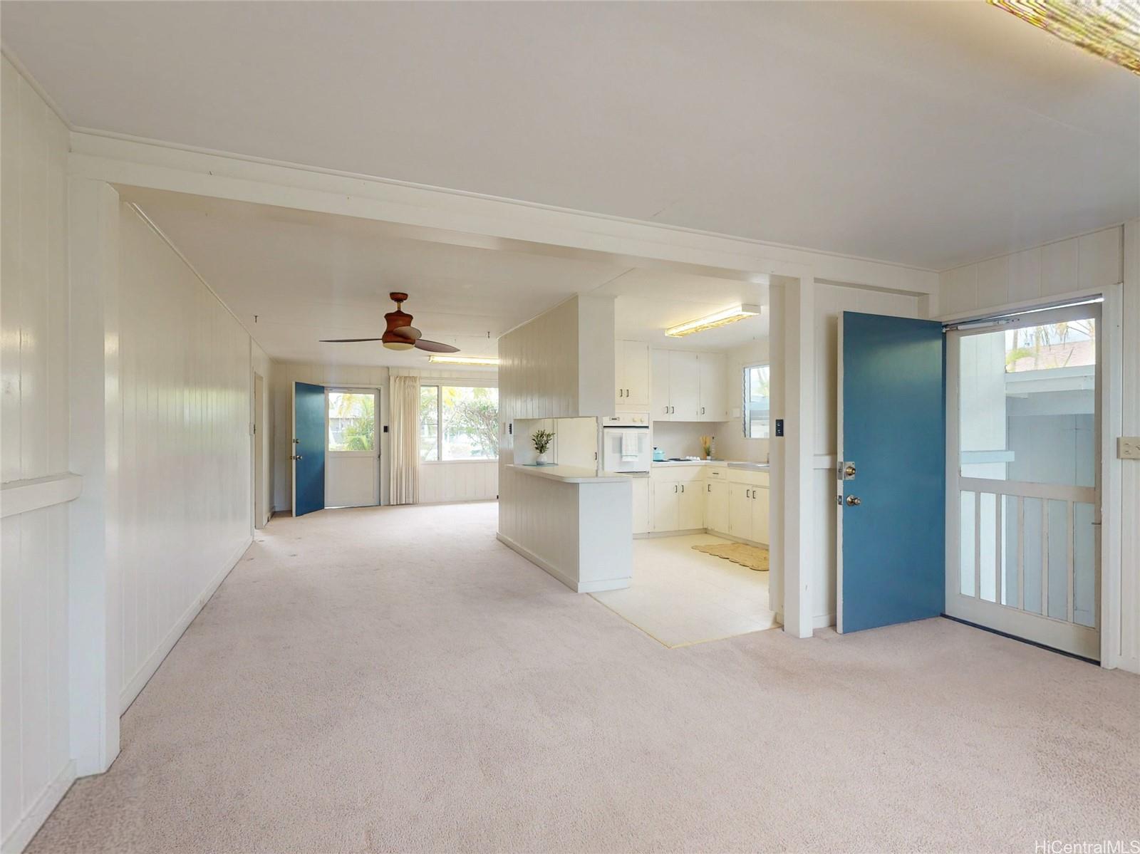 550  Olomana Street Coconut Grove, Kailua home - photo 2 of 22