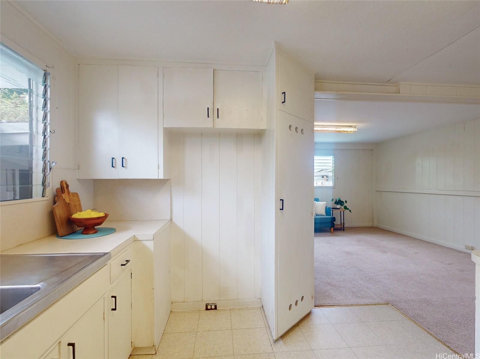 550  Olomana Street Coconut Grove, Kailua home - photo 9 of 22