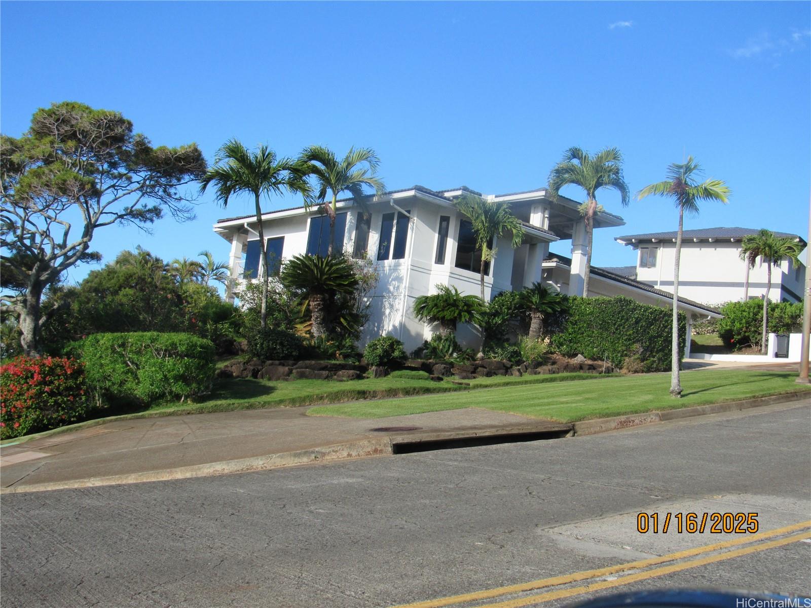 550  PuuIkena Drive Hawaii Loa Ridge, Diamond Head home - photo 3 of 25