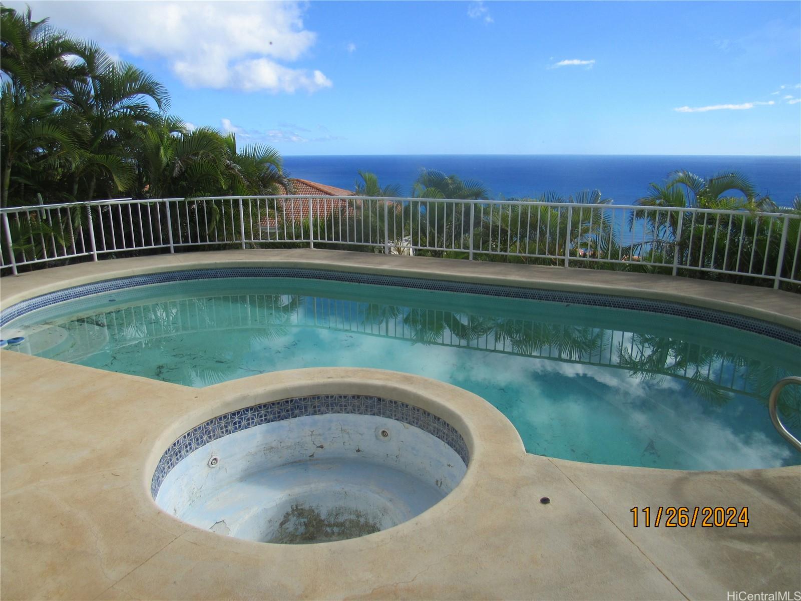 550  PuuIkena Drive Hawaii Loa Ridge, Diamond Head home - photo 7 of 25