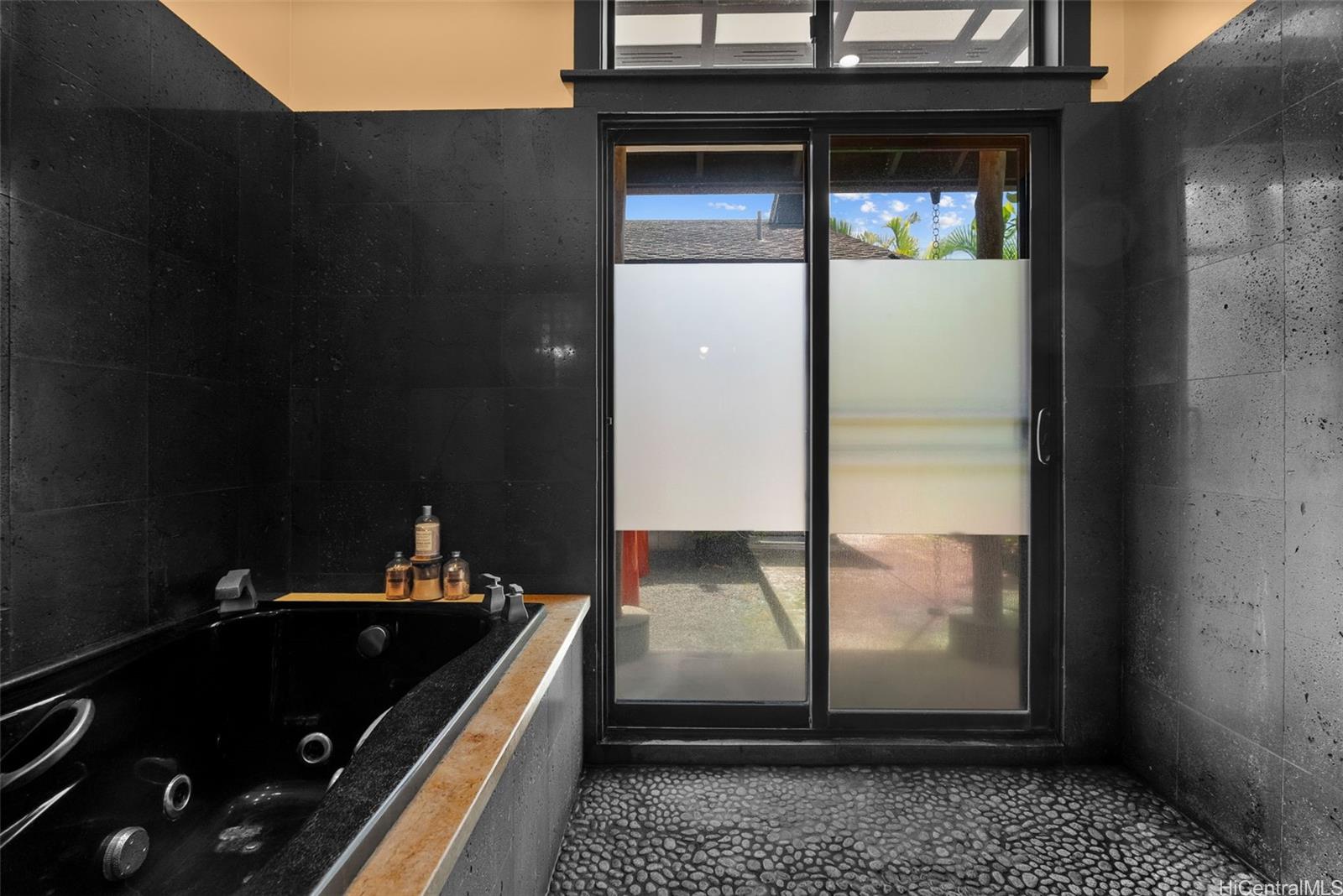 55-249  Kamehameha Hwy Laie, North Shore home - photo 18 of 25