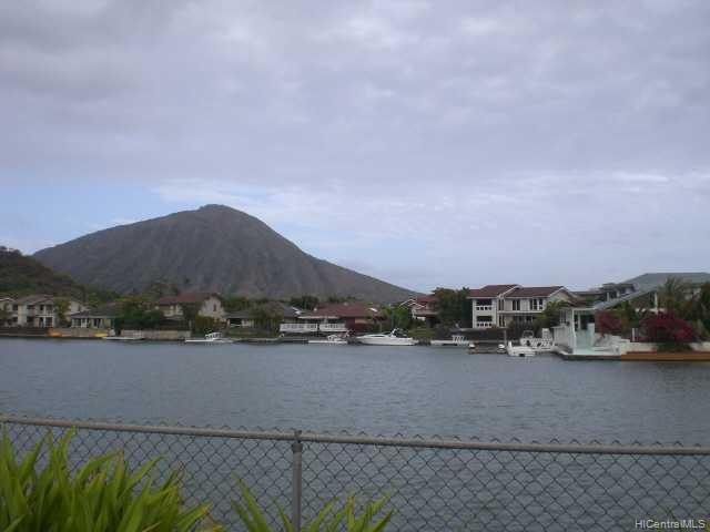 553  Kumukahi Pl Spinnaker Isle, Hawaii Kai home - photo 1 of 3