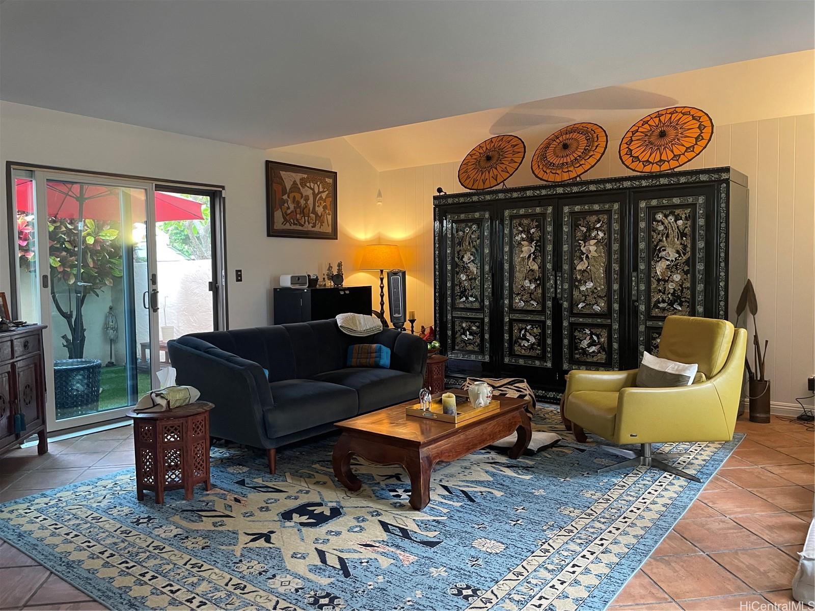 553 Pepeekeo St townhouse # 436CA, Honolulu, Hawaii - photo 2 of 23