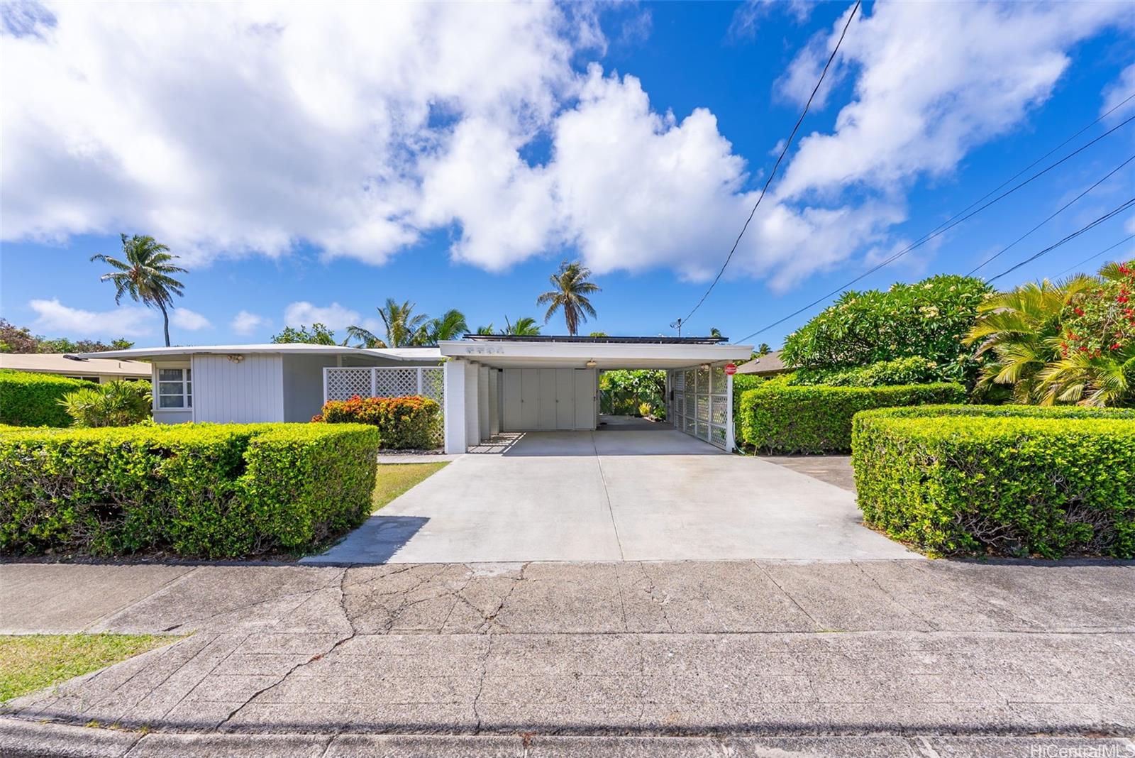 5531  Haleola Street Niu Valley, Diamond Head home - photo 15 of 25