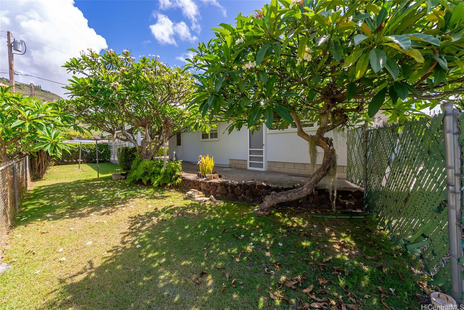 5531  Haleola Street Niu Valley, Diamond Head home - photo 20 of 25