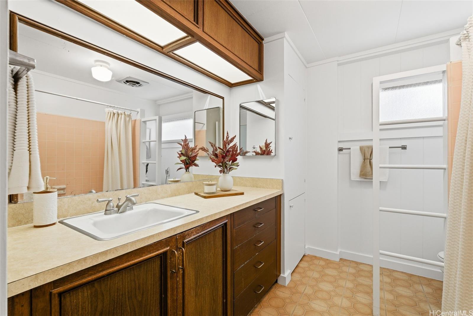 554  Ulukanu Street Olomana, Kailua home - photo 17 of 24