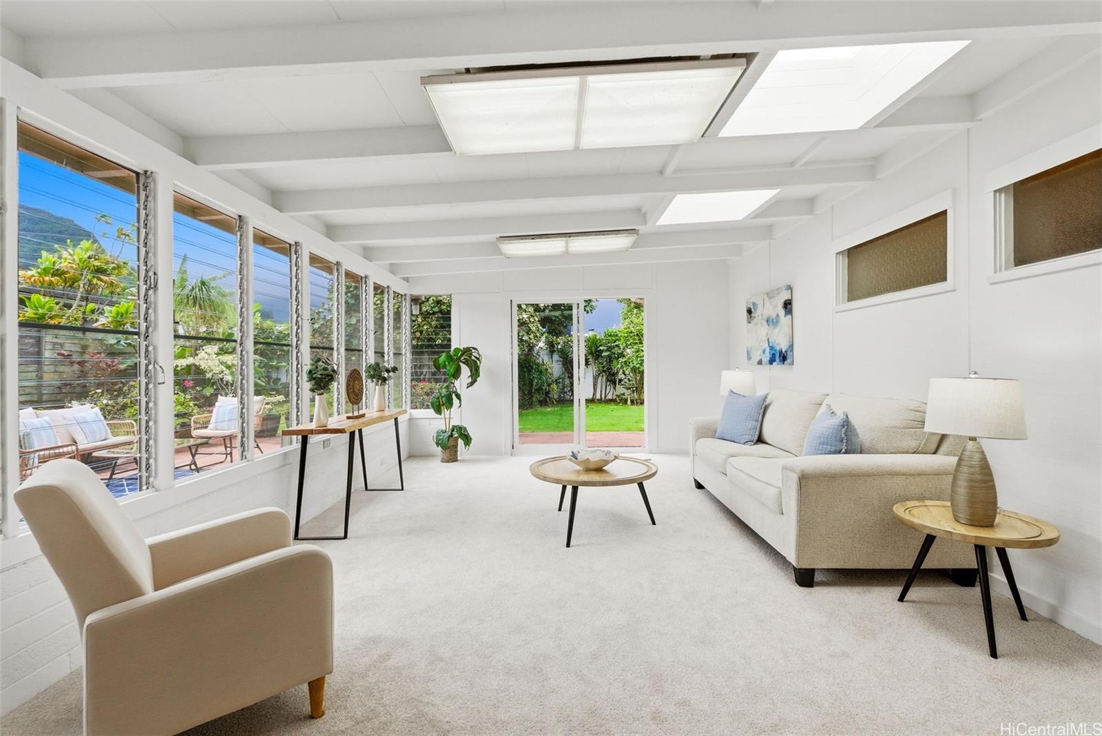 554  Ulukanu Street Olomana, Kailua home - photo 4 of 24