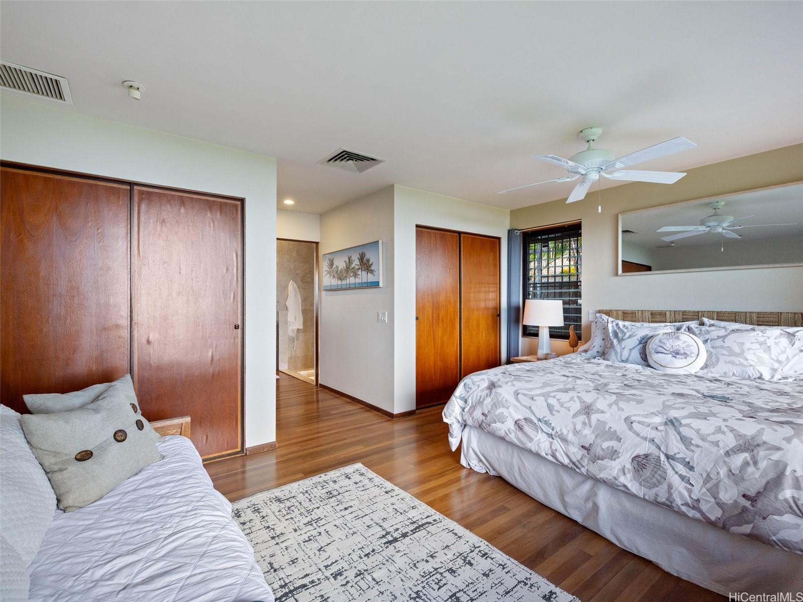 5543  Kalanianaole Hwy Niu Beach, Diamond Head home - photo 17 of 24